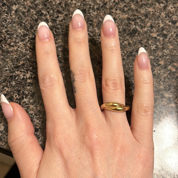 Uncommon James Twist Ring - Picture 3 of 3